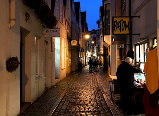 germany/bremen/schnoor/shop/patom