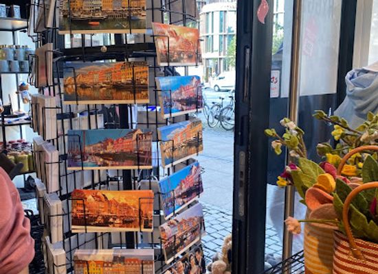 denmark/copenhagen/shop/souvenir-shop