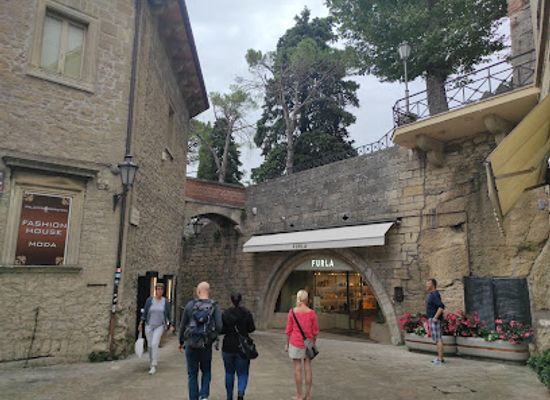 san-marino/montegiardino/shop/palazzo-borghesi-san-marino