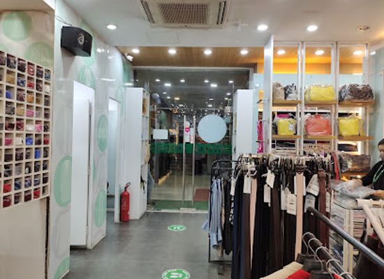 bangladesh/dhaka/dhanmondi/shop/artisan-outfitters-dhanmondi