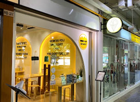 singapore/clementi/shop/hundred-acre-creamery-sunset-way-crafted-gelato-waffles-desserts