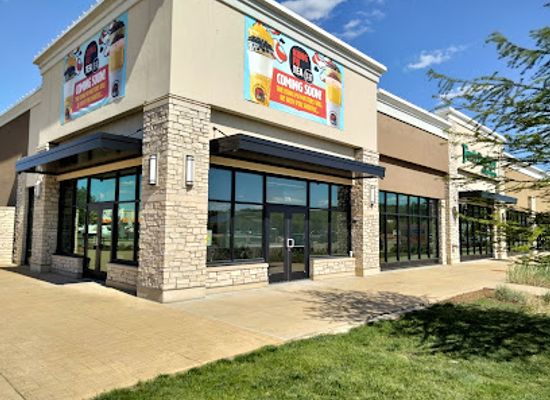 illinois/grand-prairie/shop/the-levee-district
