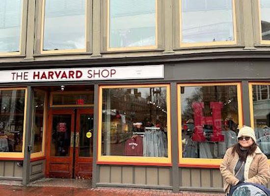 iowa/newton/shop/the-harvard-shop