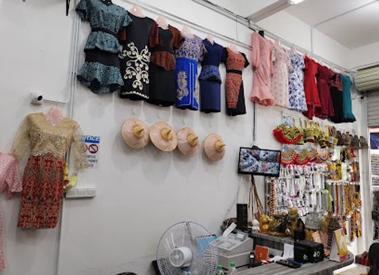 malaysia/borneo/shop/borneo-traditional-shop