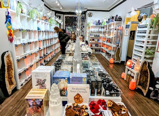 canada/central-canada/shop/crystal-dreams-st-denis