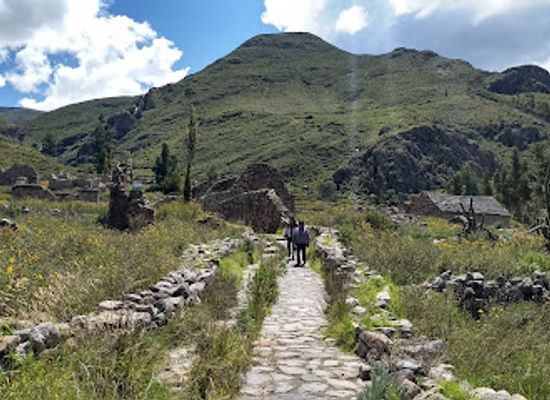 peru/colca-canyon-trek/shop/uyo-uyo