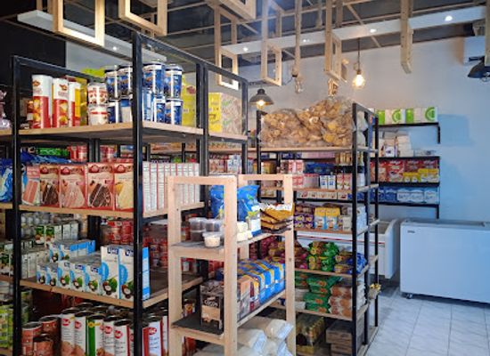 maldives/ari-atoll/shop/the-green-basket