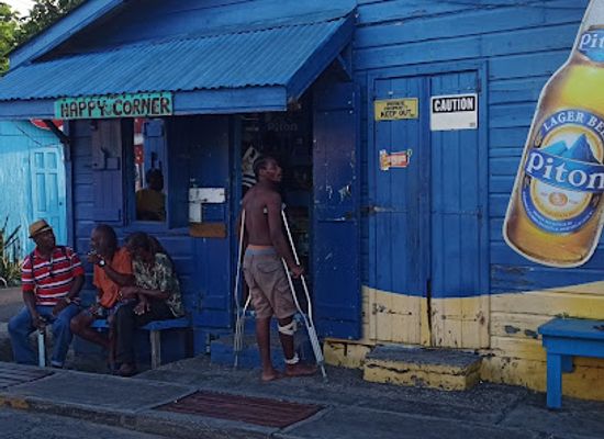 saint-lucia/gros-islet/shop/starry-s-happy-corner