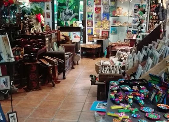 costa-rica/manuel-antonio-national-park/shop/mariposita-gift-shop-gallery