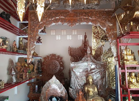 myanmar-burma/kyaiktiyo/shop/golden-house-myanmar-hadicrafts
