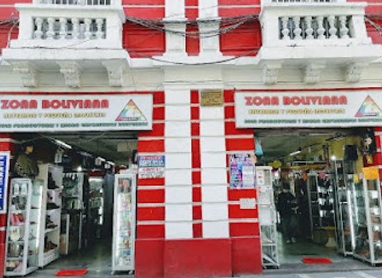 bolivia/andean-valleys/shop/zona-boliviana