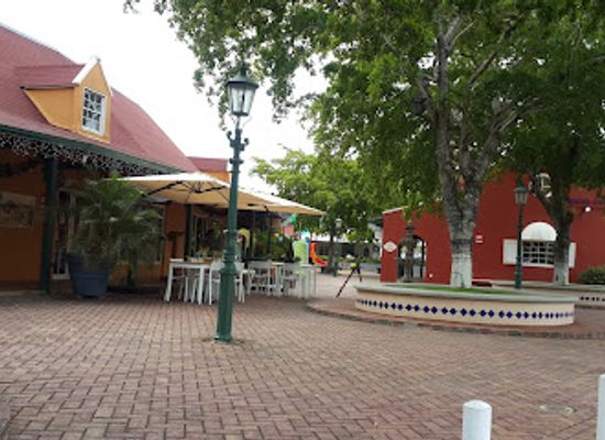 curacao/boka-tabla/shop/bloempot-shopping-center