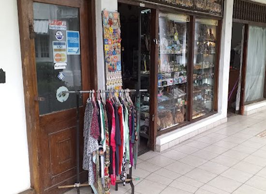 sri-lanka/central-province/shop/kanistan-shopping-arcade