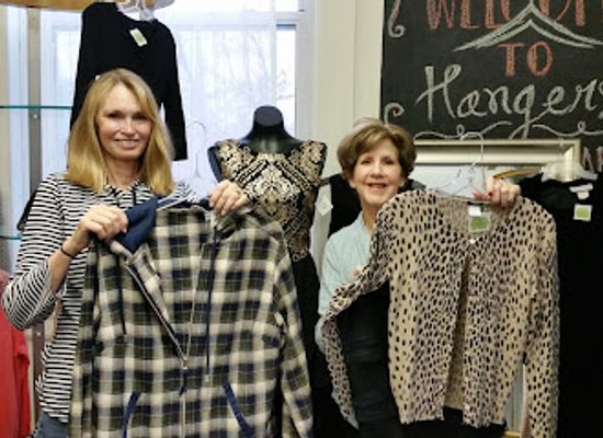 wisconsin/eastern-ridges-and-lowlands/shop/hanger-s-resale-therapy