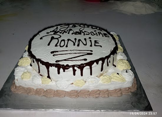 gabon/mayumba-national-park/shop/patisserie-imane