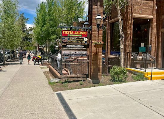 colorado/tenmile-range/shop/off-the-slopes-knives-hand-crafted-gifts