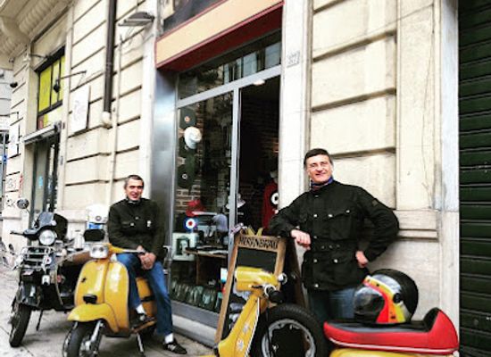 italy/palermo/shop/modwear-clothing-shoes-records