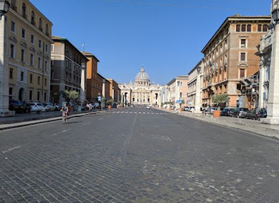 vatican-city/passetto-di-borgo/shop/leather-center-rome-ancient-leather-of-the-village
