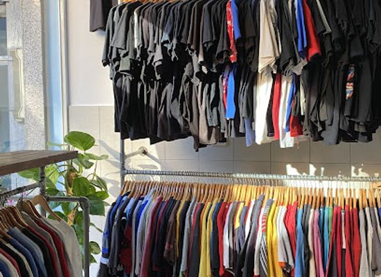 albania/tirana/shop/the-vintage-god