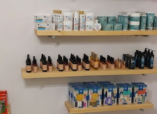 greece/santorini/kamari/shop/tsiribim