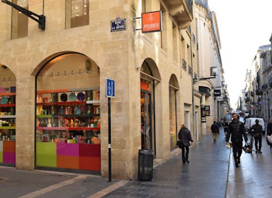 france/bordeaux/saint-pierre/shop/pylones