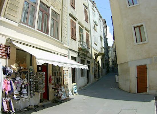 slovenia/piran/shop/piranska-botega