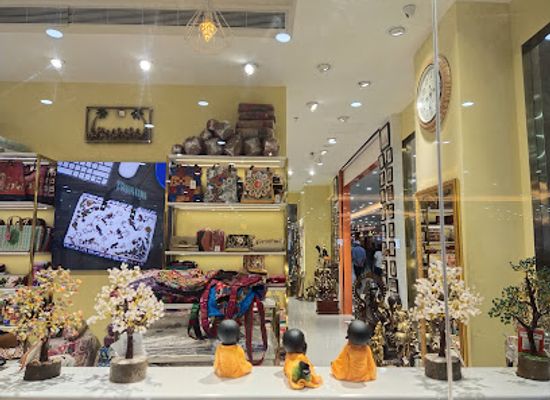india/kochi/ernakulam/shop/the-bombay-store