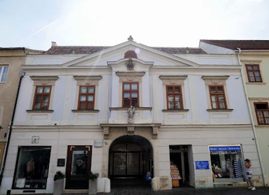 austria/eisenstadt/shop/weibsbilder-fashion-e-u