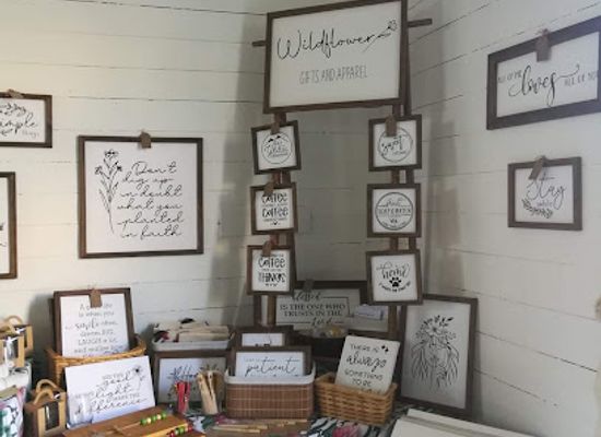 namibia/swakopmund/shop/wildflower-gifts-apparel