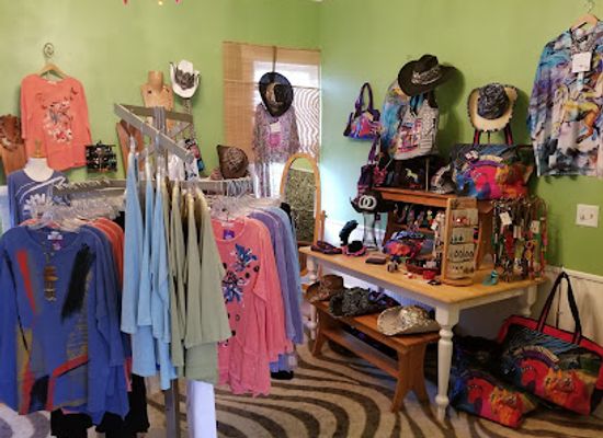 arkansas/hot-springs/shop/grand-lagniappe-shoppe