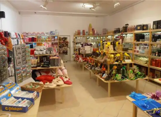 slovenia/ptuj/shop/hisa-daril-ptuj-qlandia