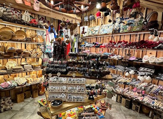 latvia/semigallia/shop/souvenir-shop-sofijas-dargumi