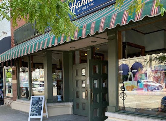 wisconsin/lake-geneva/shop/hannah-s-by-the-lake