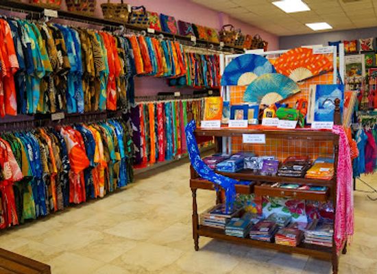saint-kitts-and-nevis/cayon/shop/caribelle-batik-at-romney-manor