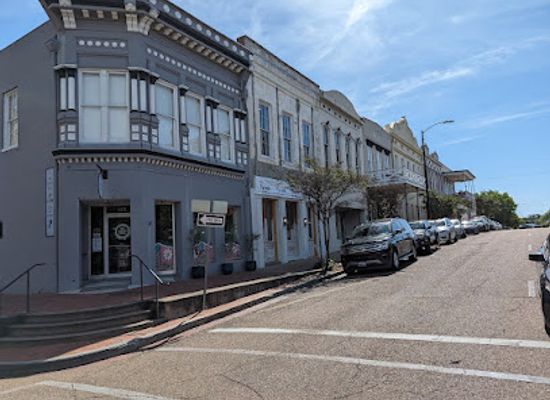 mississippi/natchez/shop/the-painted-petal