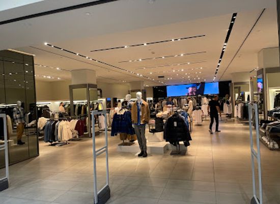 israel/raanana/shop/zara