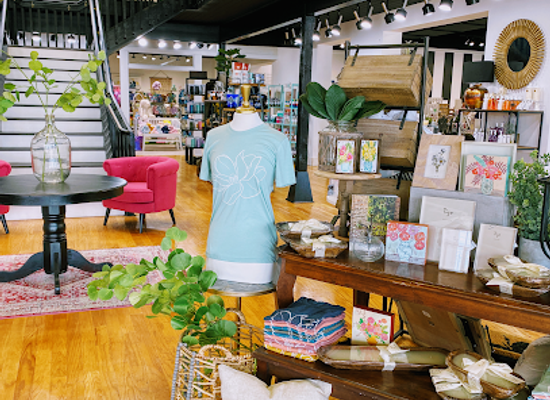 louisiana/atchafalaya-basin/shop/the-pink-paisley
