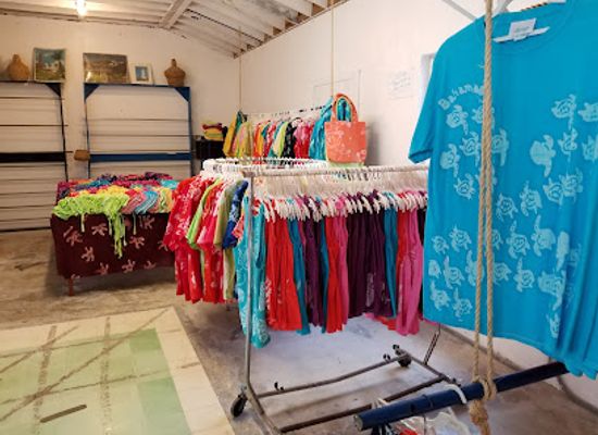 the-bahamas/andros-island/shop/androsia-factory