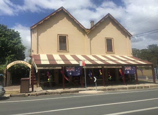 australia/new-england/shop/campbell-s-store
