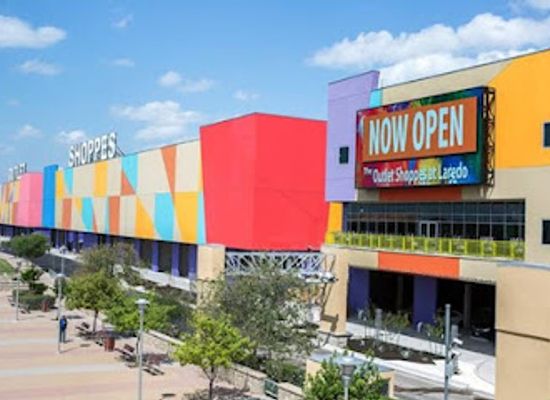 mexico/pacific-coast/shop/the-outlet-shoppes-at-laredo