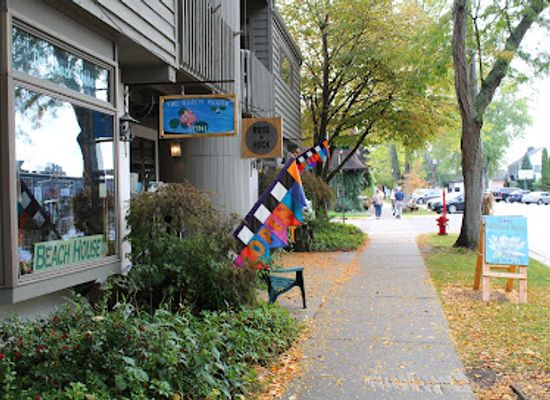 michigan/saugatuck/shop/beach-house