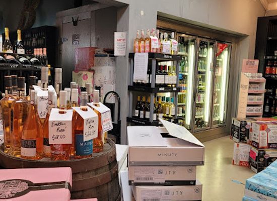 the-bahamas/harbour-island/shop/bristol-wine-and-spirits