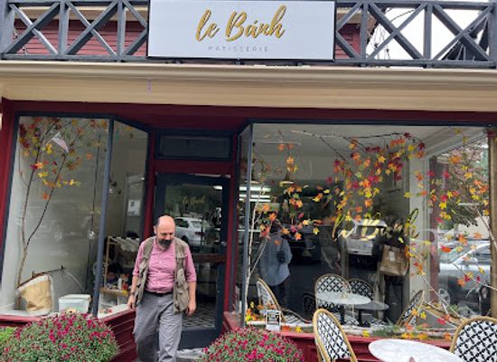 connecticut/hartford-county/shop/le-banh-patisserie