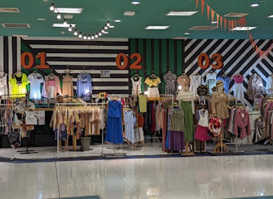 thailand/southern-thailand/shop/uniqlo-central-phuket-store
