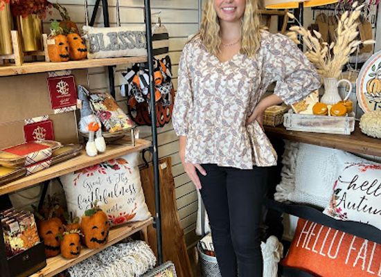 kentucky/bluegrass-region/shop/two-chicks-company-boutique