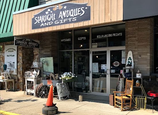 ohio/amish-country/shop/starlight-antiques-llc