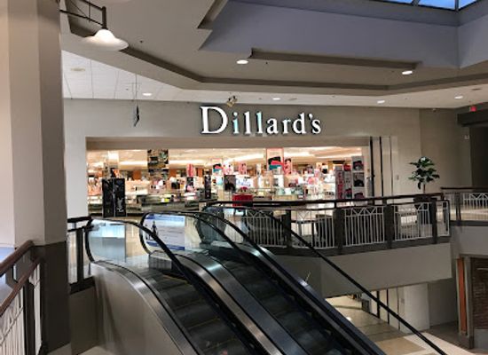 south-dakota/missouri-river/shop/dillard-s-clearance-center