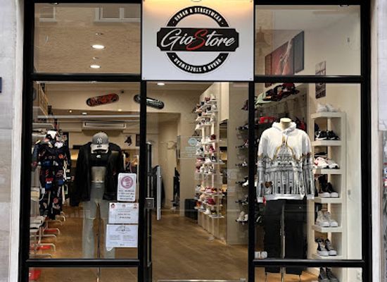 italy/south-tyrol/shop/gio-store-streetwear