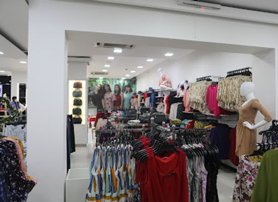 sri-lanka/negombo/shop/spring-summer-negombo