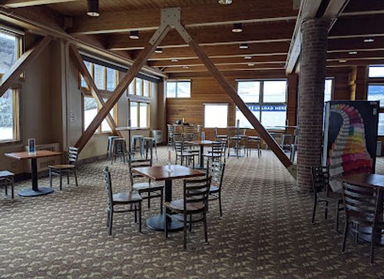maine/sugarloaf-mountain/shop/sugarloaf-mountain-base-lodge-ski-snowboard-rentals